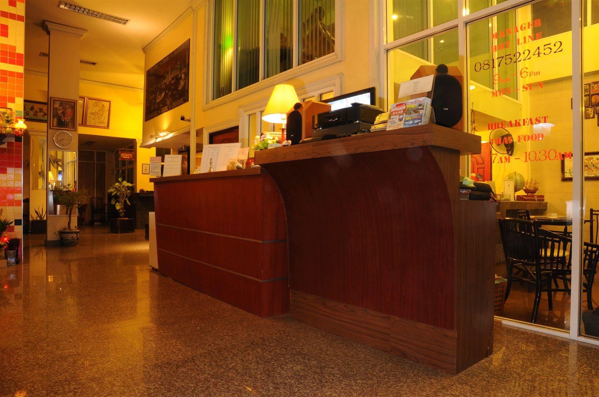 Lodge 61 Hotel Banguecoque Exterior foto